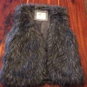 Justice Girls 6/7 Faux Fur vest